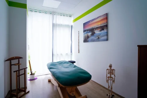 Behandlungszimmer- für Liebscher & Bracht-Therapie